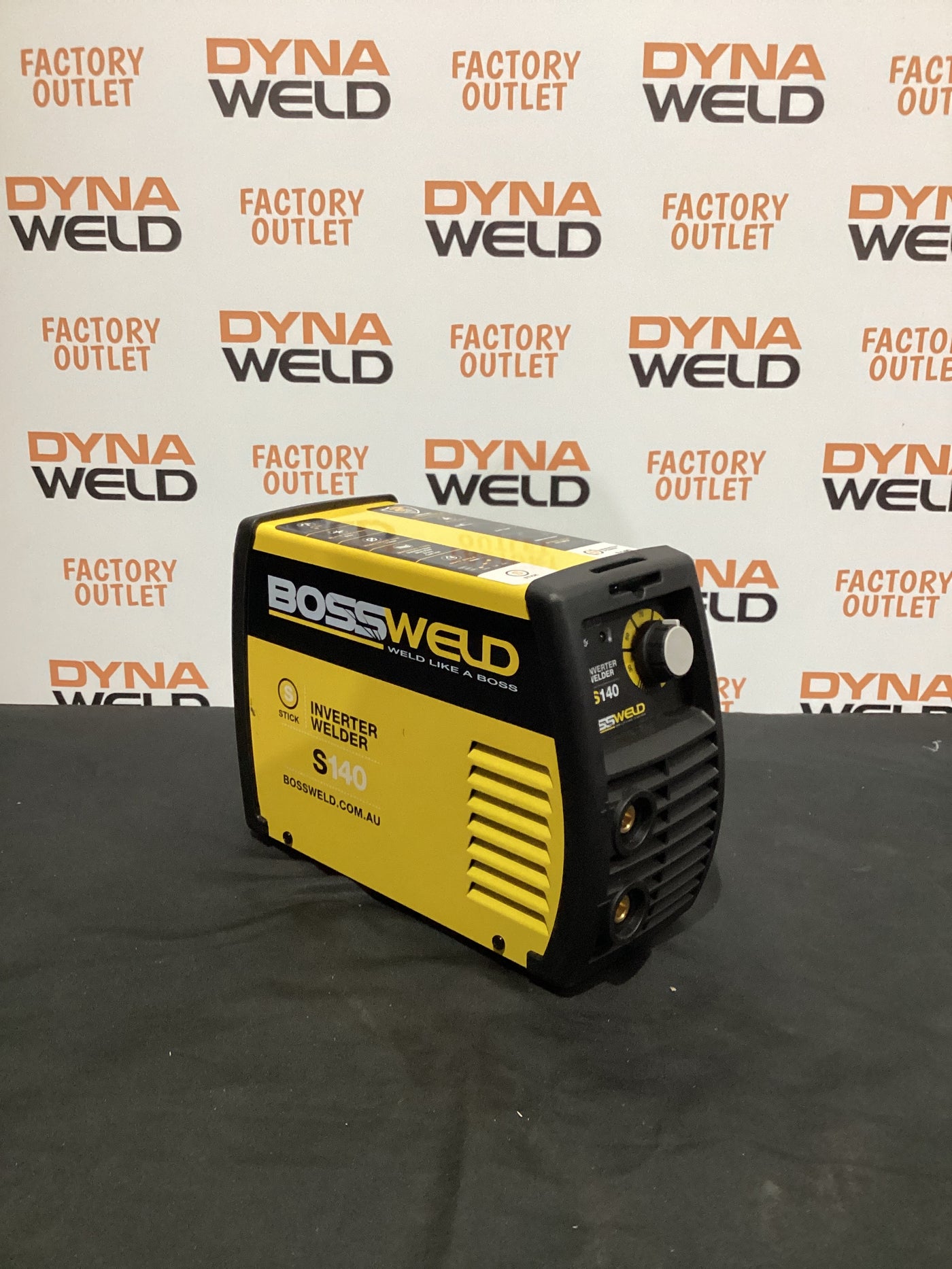 Bossweld S-140 Inverter Arc Welder 240V 10A DW202405080482